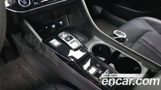 Hyundai Sonata 2019 — Photo 9/20