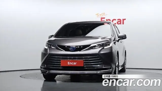 Toyota Sienna 2023 — Şəkil 4/20