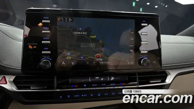 Toyota Sienna 2023 — Şəkil 8/20