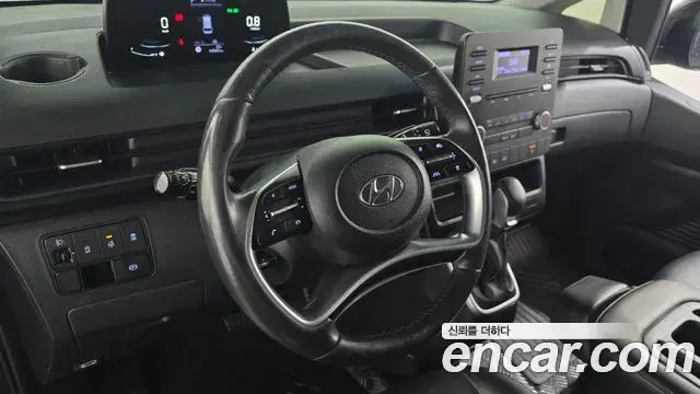 Hyundai Staria 2022 — Şəkil 11/30
