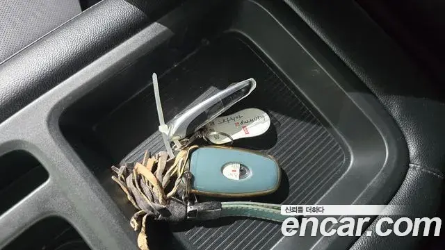 Hyundai Staria 2022 — Şəkil 12/30