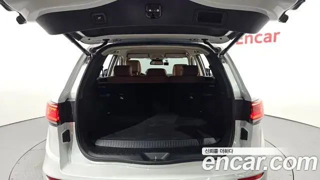 Renault Samsung QM6 2022 — ფოტო 27/32