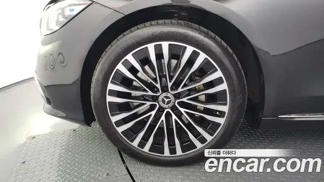 Mercedes-Benz S-Class 2021 — Şəkil 19/36