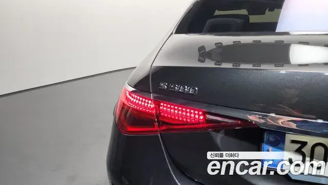 Mercedes-Benz S-Class 2021 — Şəkil 10/36