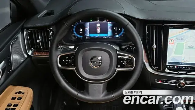Volvo S60 2024 — Photo 3/33