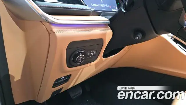 Jeep Grand Cherokee 2023 — ფოტო 31/44