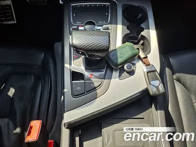 Audi Q7 2019 — Şəkil 6/20