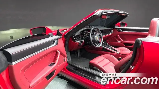 Porsche 911 2022 — ფოტო 2/20