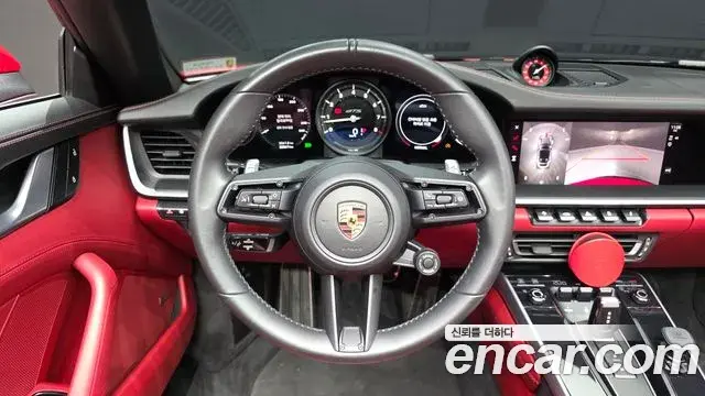 Porsche 911 2022 — ფოტო 14/20