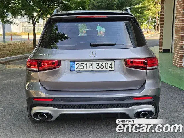 Mercedes-Benz GLB-Class 2022 — ფოტო 17/20