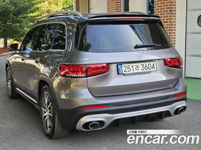 Mercedes-Benz GLB-Class 2022 — ფოტო 13/20