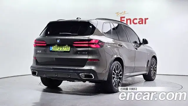 BMW X5 2025 — Фото 2/20