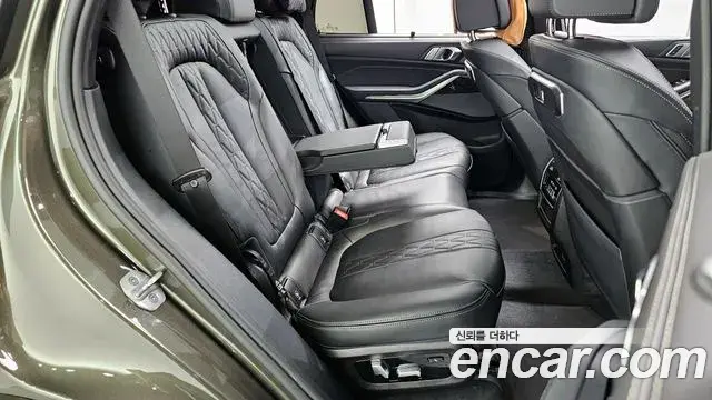 BMW X5 2025 — Фото 12/20
