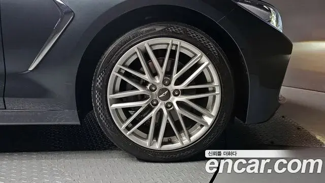 Genesis G70 2019 — Şəkil 20/30
