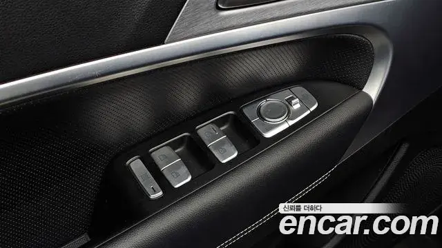 Genesis G70 2019 — Şəkil 15/30