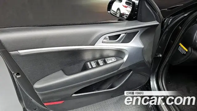 Genesis G70 2019 — Şəkil 8/30