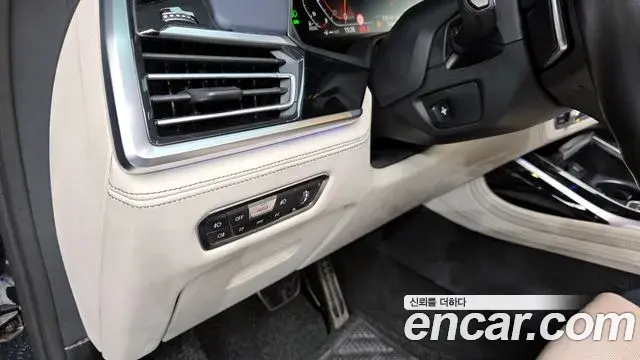 BMW X7 2019 — Photo 5/20