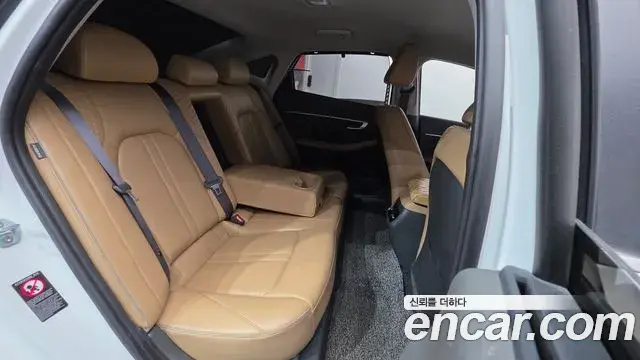 Hyundai Sonata 2019 — Фото 19/20