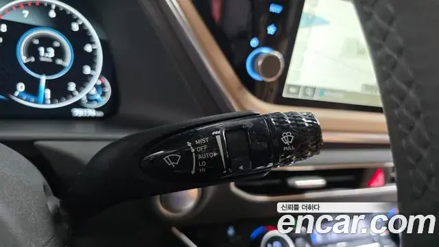 Hyundai Sonata Hybrid 2019 — Şəkil 25/33