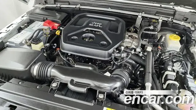 Jeep Wrangler 2019 — Şəkil 10/31