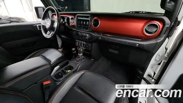 Jeep Wrangler 2019 — Şəkil 25/31