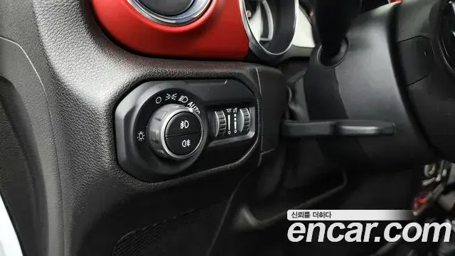 Jeep Wrangler 2019 — Şəkil 9/31