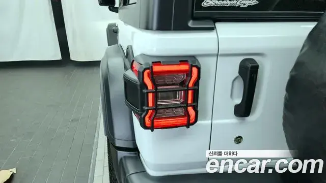 Jeep Wrangler 2019 — Şəkil 6/31
