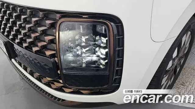 Hyundai Staria 2024 — Photo 6/34