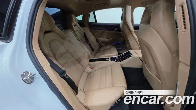 Porsche Panamera 2019 — Şəkil 8/20