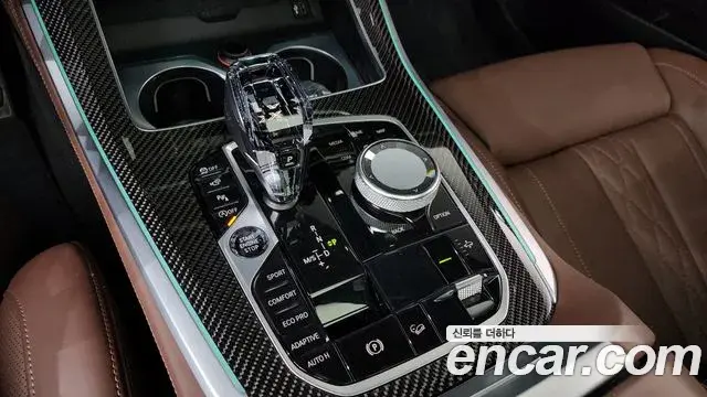 BMW X5 2022 — ფოტო 6/33