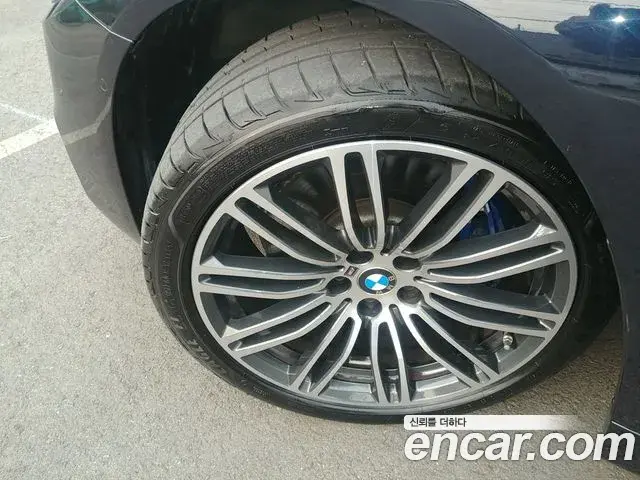 BMW 5 Series 2019 — Şəkil 5/15