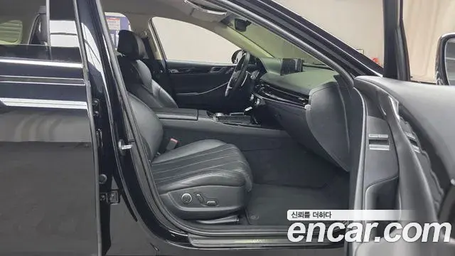 Genesis G80 2020 — Şəkil 30/31