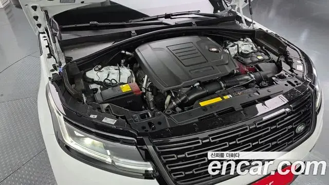 Land Rover Range Rover Velar 2025 — Photo 20/20