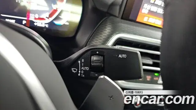 BMW X4 2025 — Şəkil 26/31