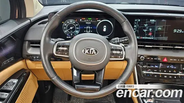 Kia Carnival 2020 — Фото 14/20
