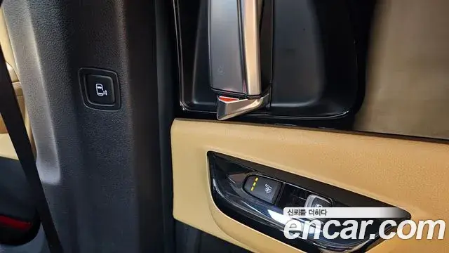 Kia Carnival 2020 — Фото 16/20