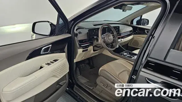 Kia Carnival 2024 — Photo 11/34