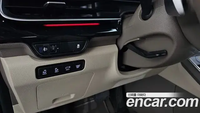 Kia Carnival 2024 — Photo 22/34
