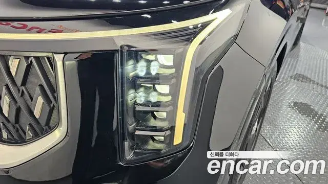 Kia Carnival 2024 — Photo 19/34