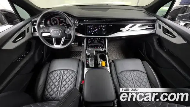 Audi Q7 2023 — Şəkil 18/20