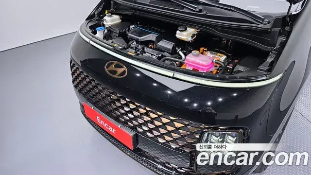 Hyundai Staria 2025 — Şəkil 11/20