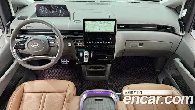 Hyundai Staria 2025 — Şəkil 17/20