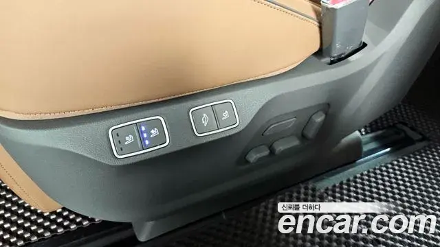 Hyundai Staria 2025 — Şəkil 6/20