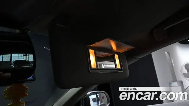 Volvo V40 Cross Country 2019 — ფოტო 19/38