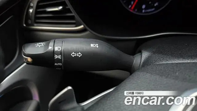 Genesis G70 2019 — Şəkil 16/33
