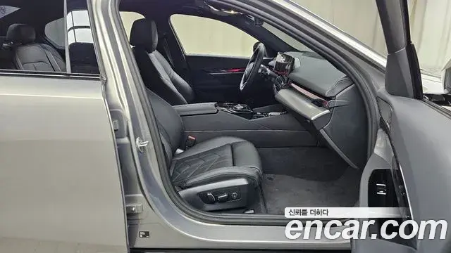 BMW 5 Series 2025 — Şəkil 16/20