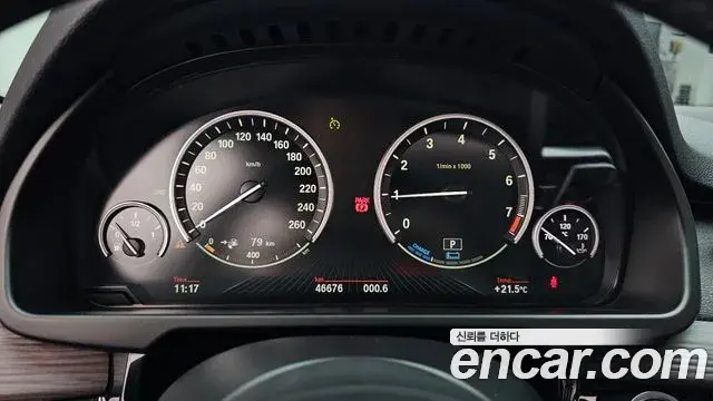 BMW X5 2018 — ფოტო 9/31