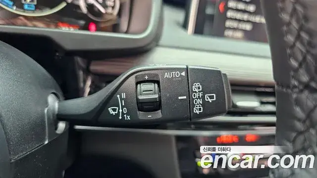 BMW X5 2018 — ფოტო 25/31