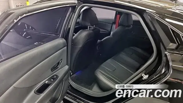 Hyundai Avante 2021 — Photo 10/18