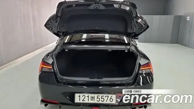 Hyundai Avante 2021 — Photo 11/18